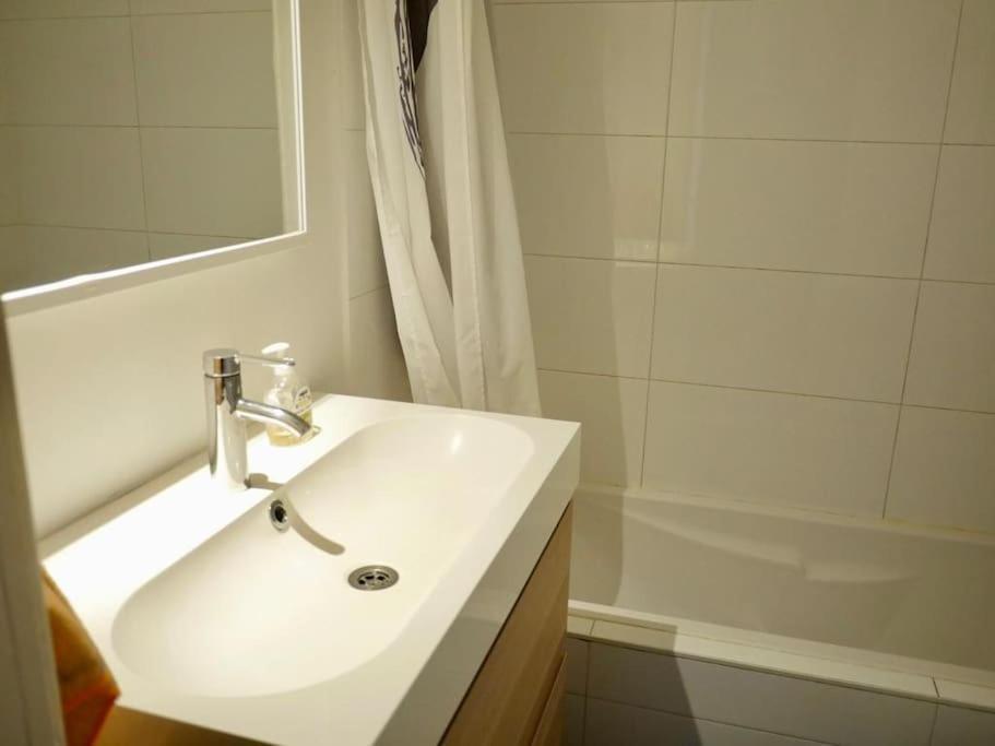 Ixelles: Superbe Appartement, Idealement Situe ブリュッセル エクステリア 写真